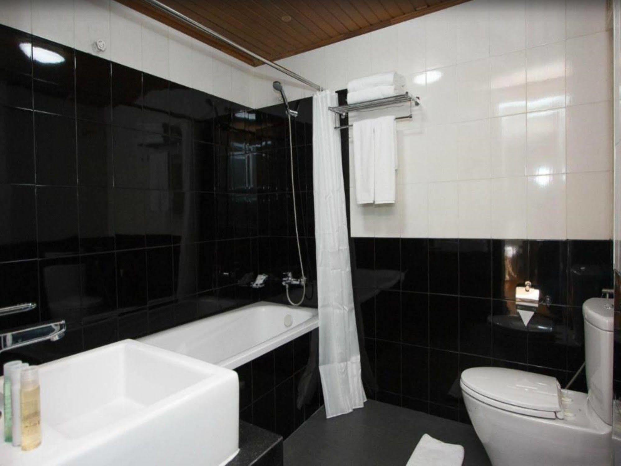 Hotel Esta Rangoon Eksteriør billede